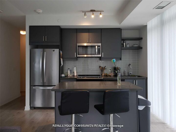 Property Photo: 50 Wellesley Street E 502 ON M4Y 1G2