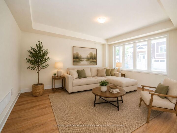 Property Photo: 4 Hampton Lane ON L4N 6H2