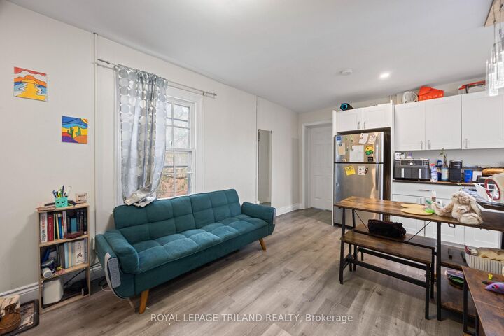 Property Photo: 434 Dufferin Avenue ON N6B 1Z6