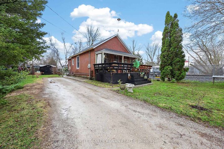 Property Photo: 87 Wellington Street E ON L9R 1G7