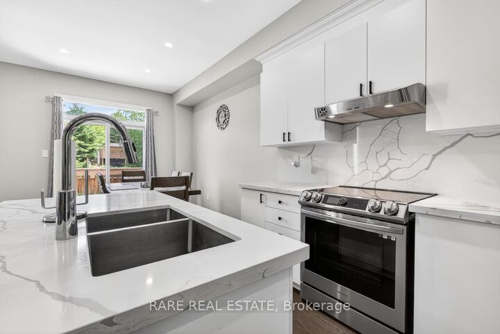 Property Photo:  47 Greenwood Drive  ON L0M 1B4 