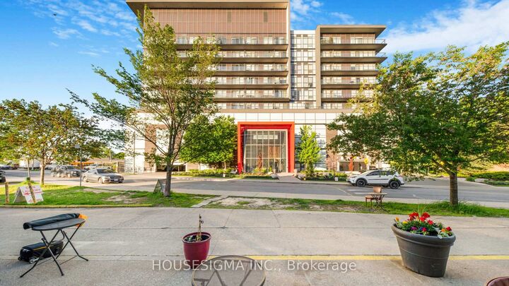 15 James Finlay Way 1103 — photo 1