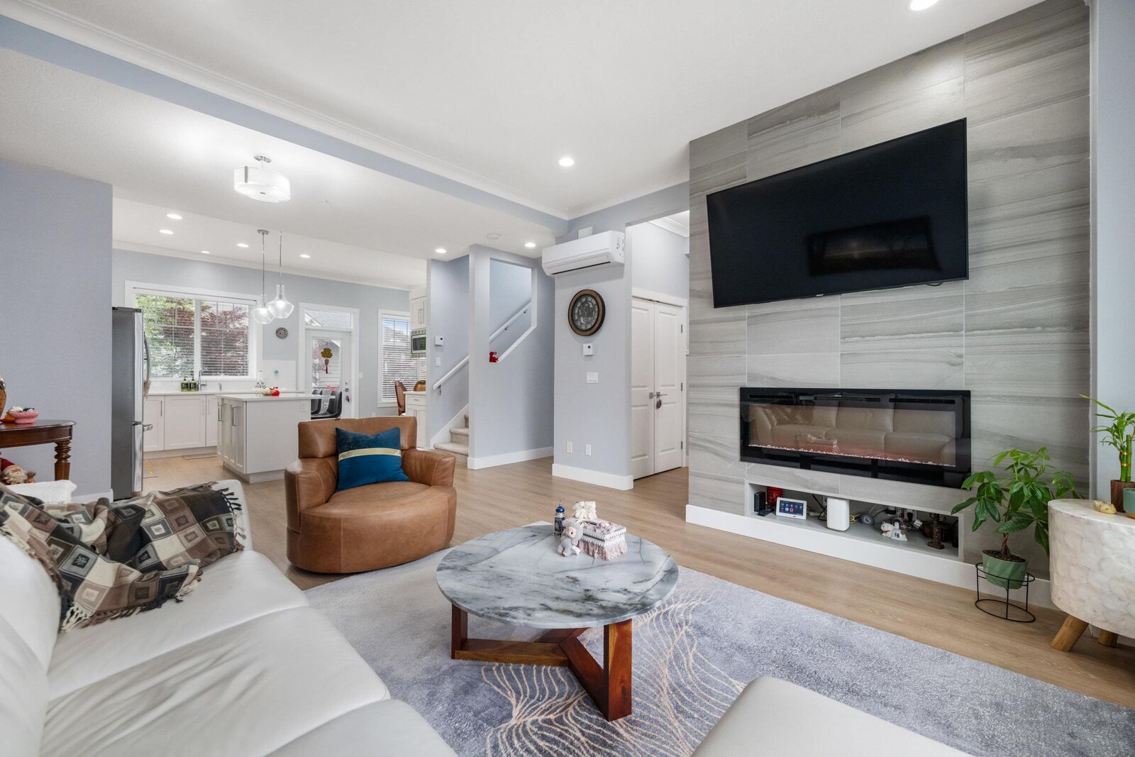 Property Photo: 2855 158 Street 21 BC V3Z 0P5