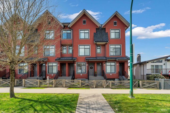 5795 Wales Street — photo 1