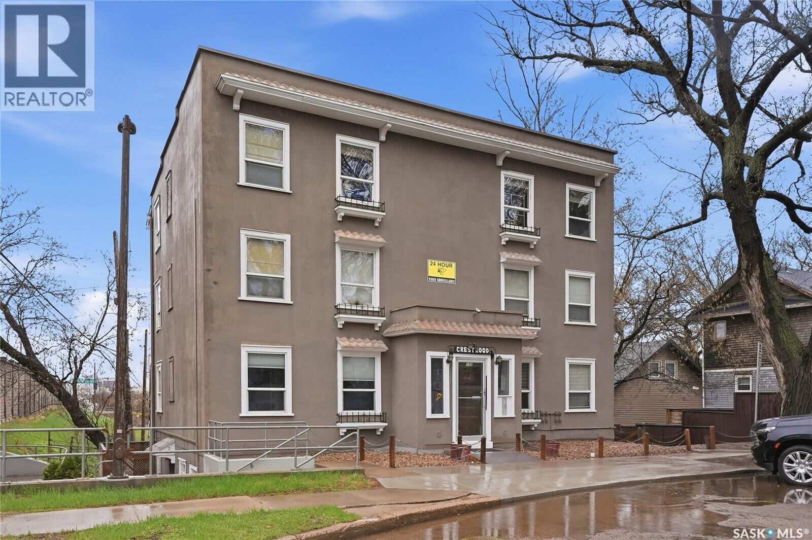 Property Photo: 129 11th Street E SK S7N 0E4