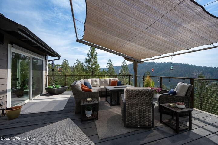 Property Photo: 2920 E Fernan Hill Rd ID 83814