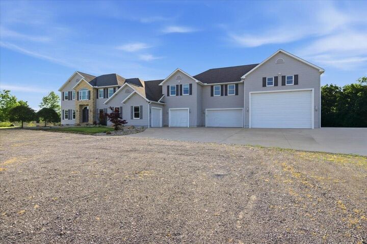 Property Photo: 19900 Collins Road OH 43045