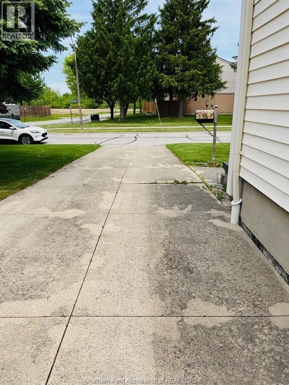 Photo de la propriété: 89 Bruinsma Avenue ON N8A 5C5