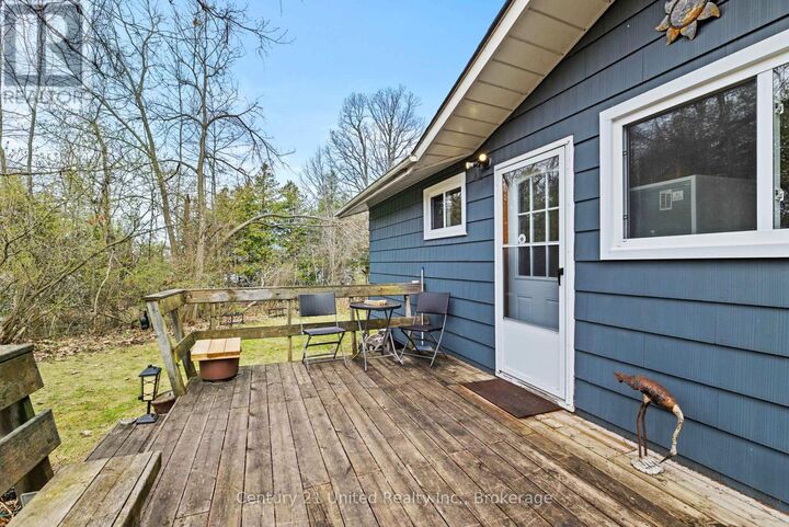 Property Photo: 422 Island View Road 10 ON K0K 2X0