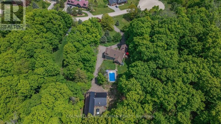 Property Photo:  38 Big Tree Circle  ON L0M 1M0 