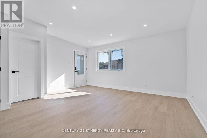 Photo de la propriété:  598 Kirkwood Avenue 4  ON K1Z 5X4 