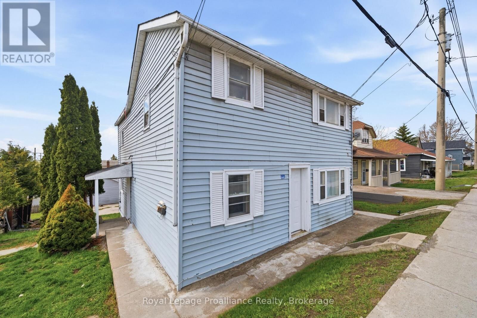 Property Photo: 199 Dundas Street East ON K8V 1L8