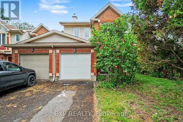 Property Photo:  11 Longshire Circle  ON K2J 4K7 