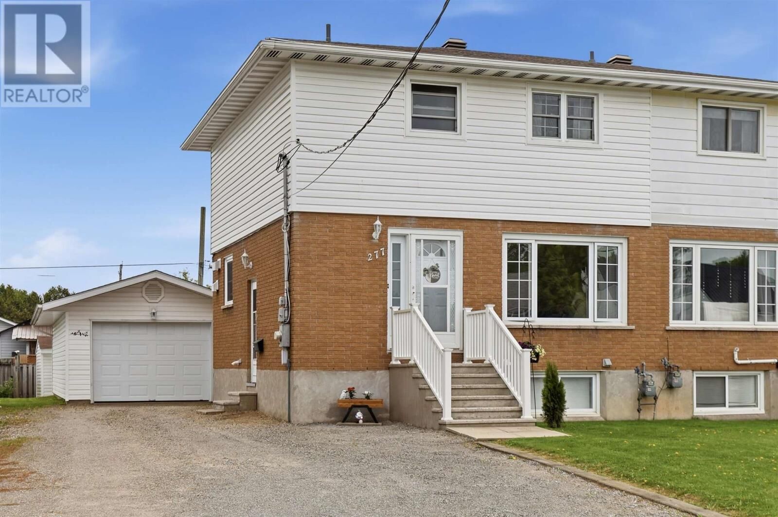 Property Photo:  277 Doncaster Rd  ON P6C 2T8 