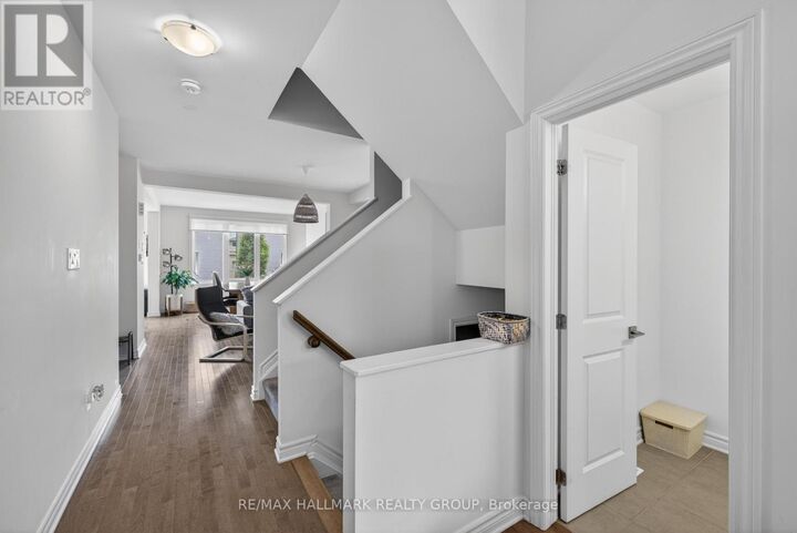 Property Photo:  709 Samantha Eastop Avenue  ON K2S 2A9 