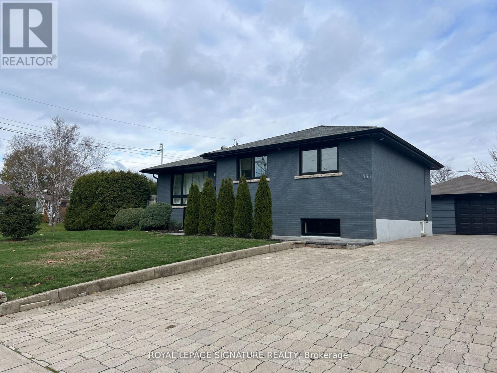 Property Photo: 771 Wesley Street ON L7R 3H3