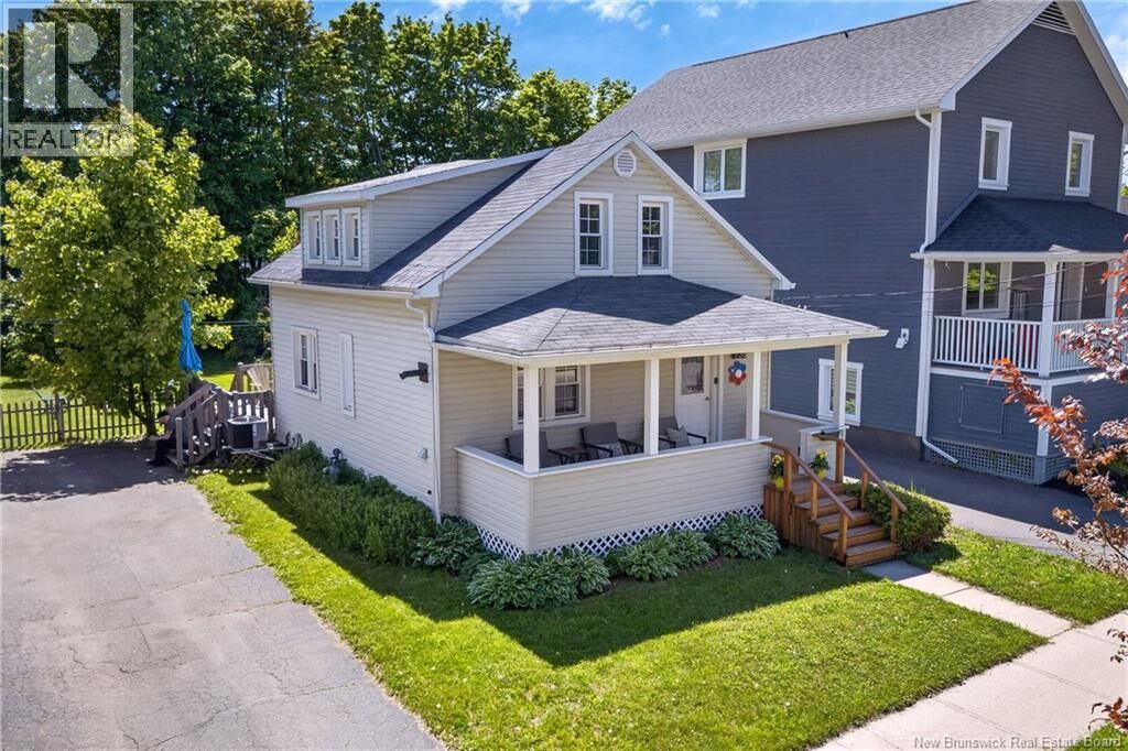 Property Photo:  138 Victoria Street  NB E3B 1W1 