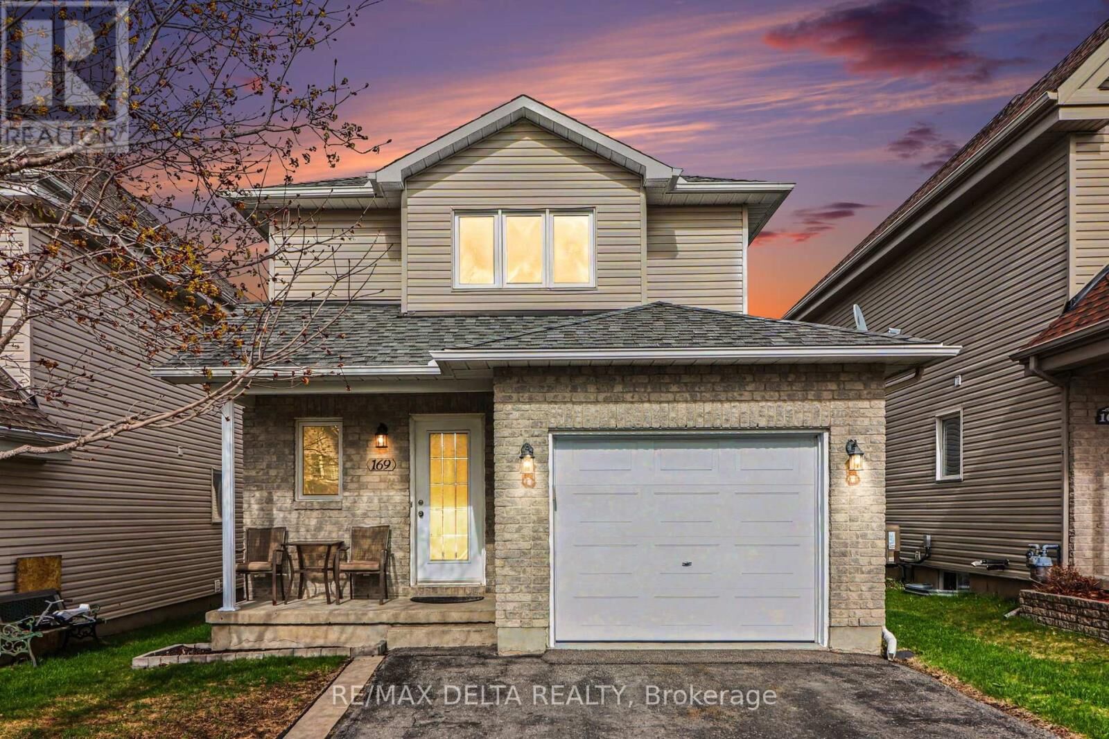 Property Photo: 169 Louise Street ON K4K 1R8