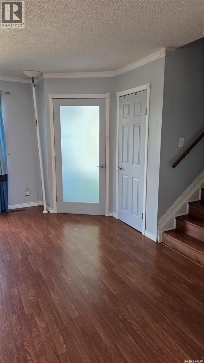 Property Photo:  1107 Lillooet Street W  SK S6H 5A2 