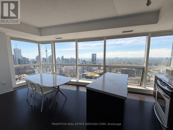 Property Photo: 386 Yonge Street 5510 ON M5B 0A5