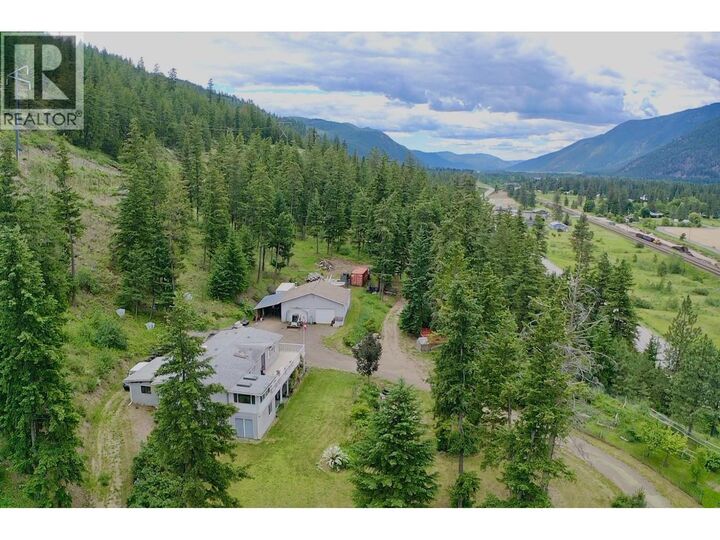 Property Photo: 1120 Yellowhead Highway South BC V0E 2H0