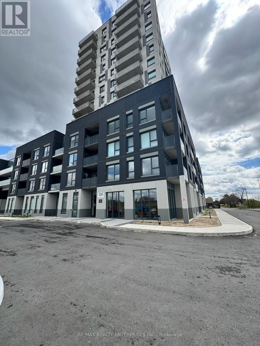 Property Photo: 1333 Weber Street 1102 ON N2H 6N7