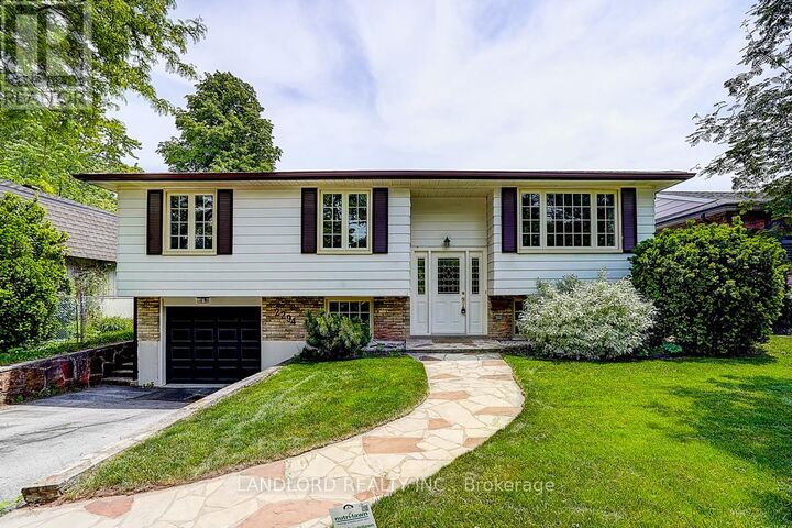 Property Photo:  2294 Wyandotte Drive  ON L6L 2T6 