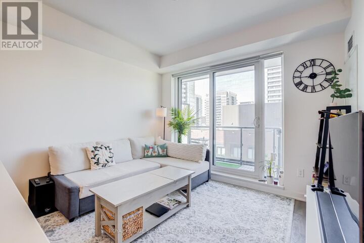 Property Photo:  130 River Street 1307  ON M5A 0R8 