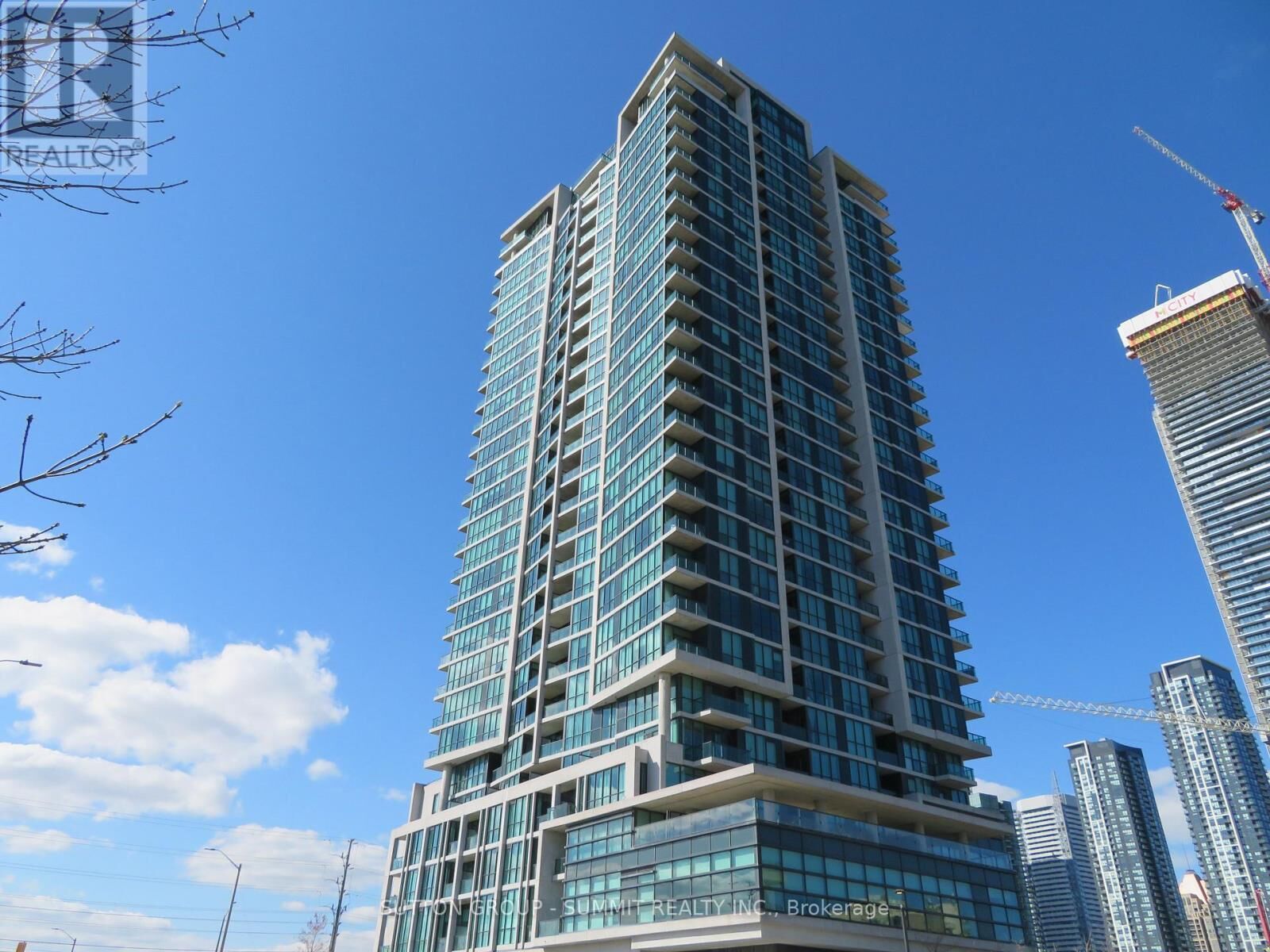 Property Photo: 3985 Grand Park Drive 1211 ON L5B 0K4
