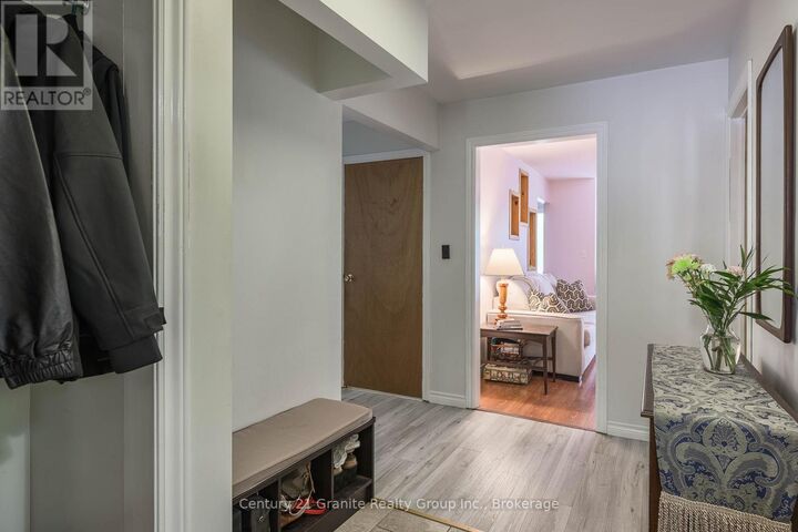 Property Photo: 267 Riverside Drive ON K0M 1S0