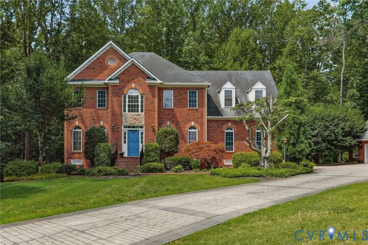 Property Photo:  604 Cross Ridge Ln  VA 23103 