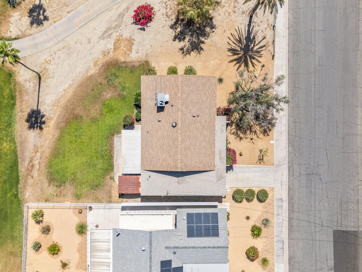 Property Photo: 42280 Kansas Street CA 92211
