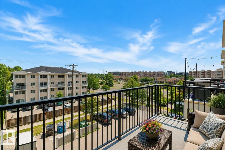 Property Photo: 11203 103A Avenue NW 408 AB T5K 2E4