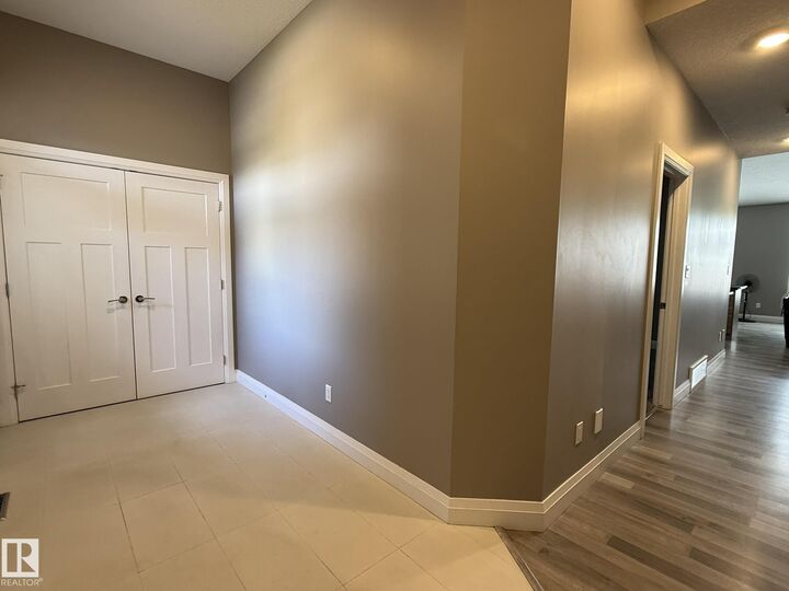 Property Photo:  104 Allard Link SW 2  AB T6W 2N2 