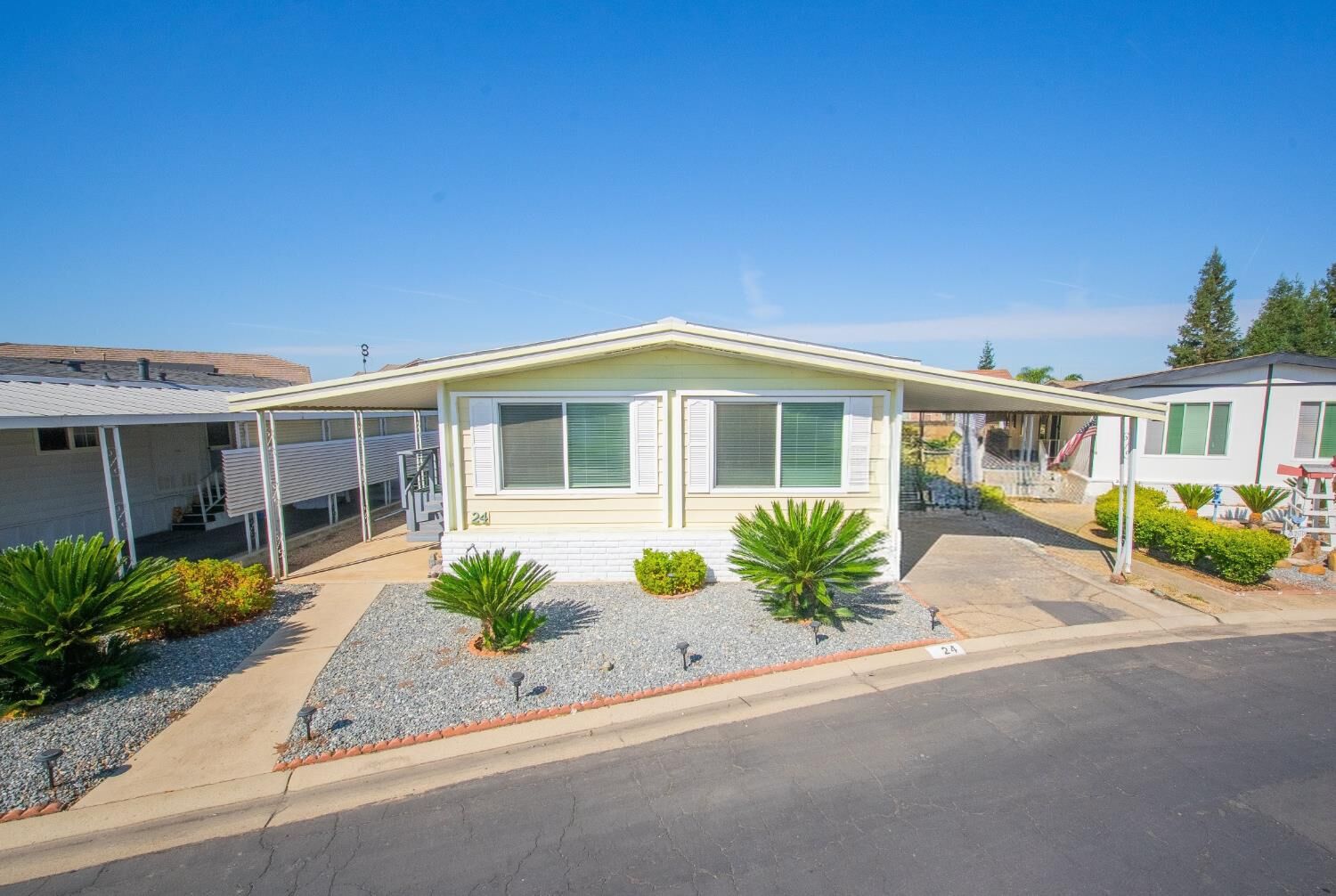 Property Photo:  371 Bethel Avenue 24  CA 93657 