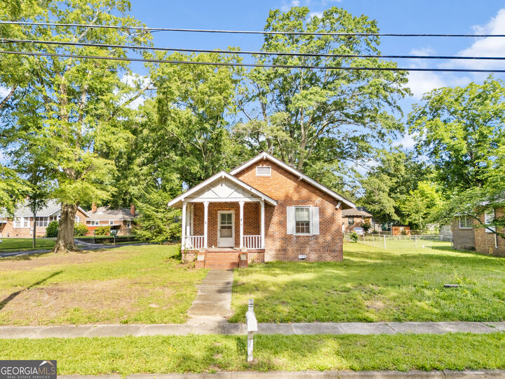 Property Photo: 4 Dogwood Street NE GA 30161