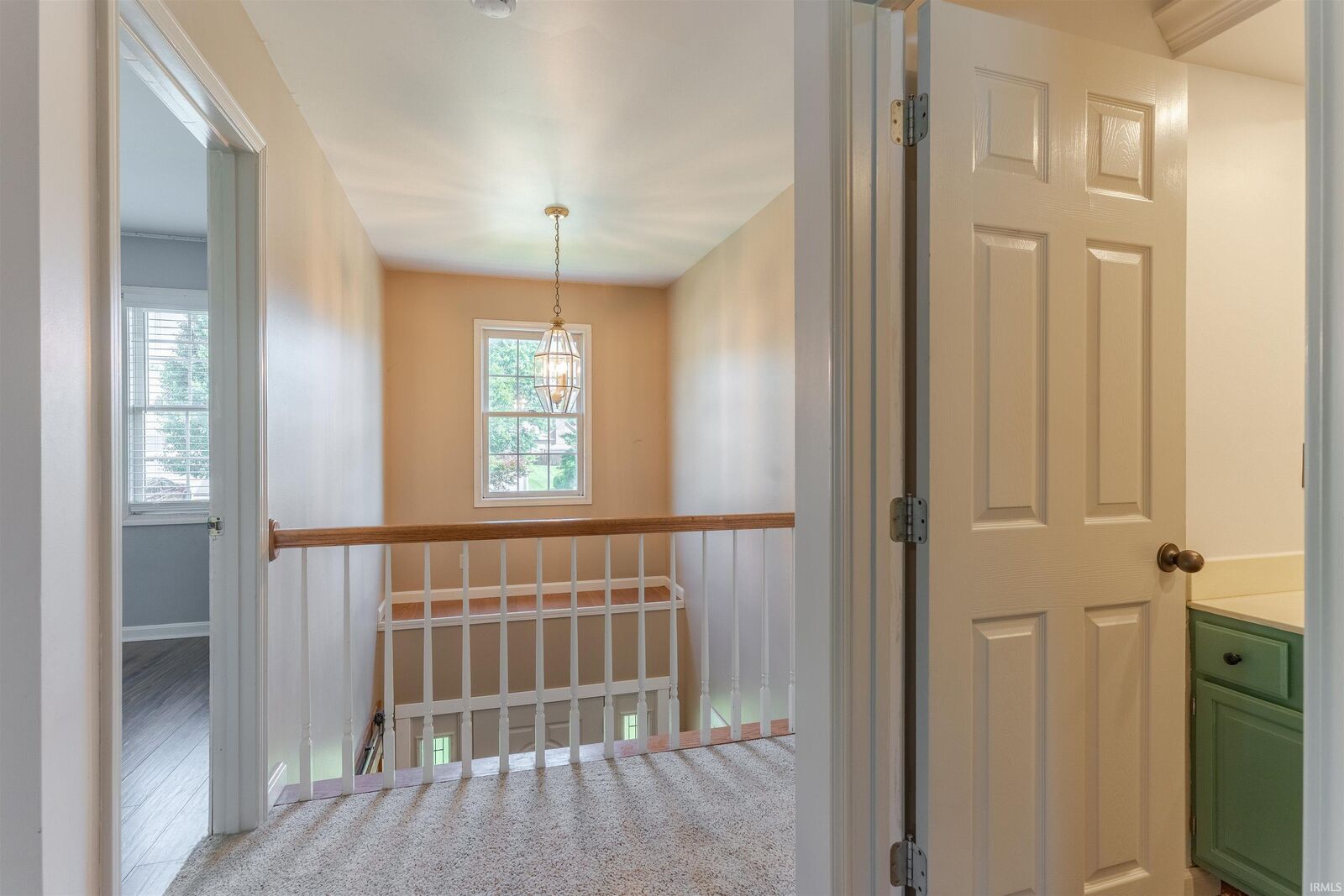 Property Photo: 505 Southbrook Drive IN 47711