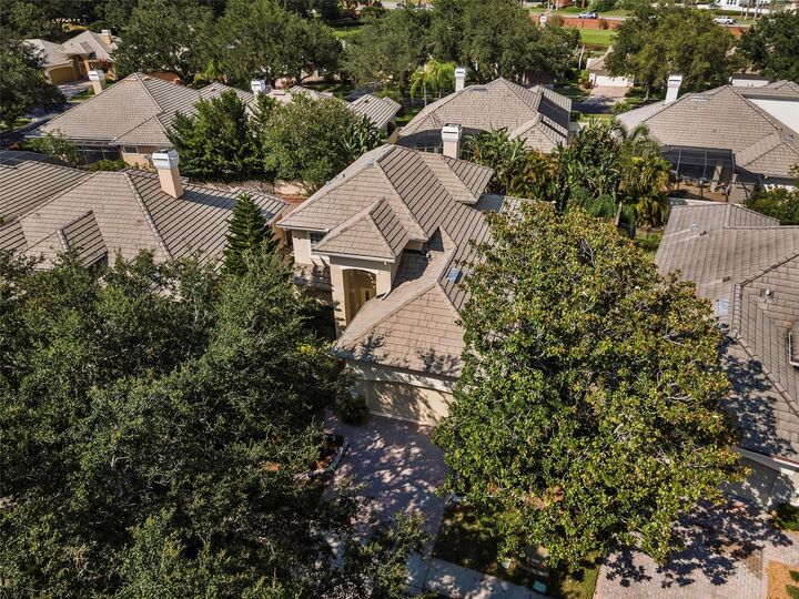 Property Photo: 10513 Holly Crest Drive FL 32836