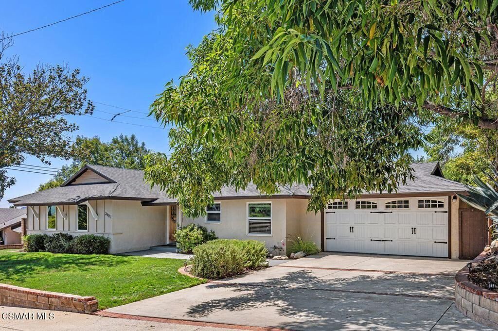 Property Photo:  2991 Calle Estepa  CA 91360 