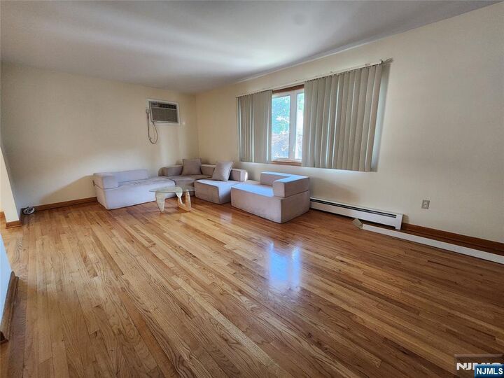 Property Photo:  34 Hilton Street  NJ 07109 
