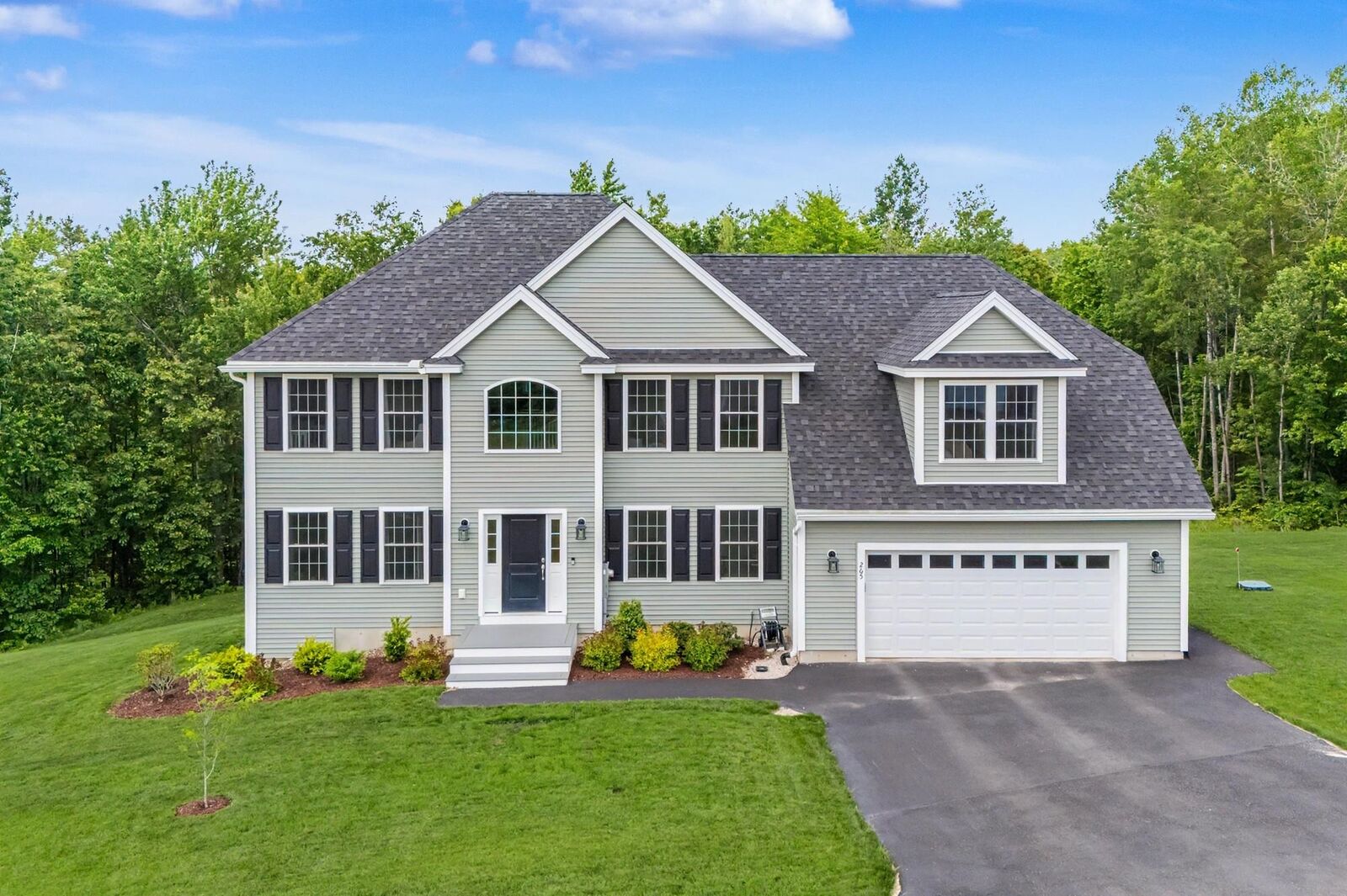 Property Photo:  265 Standish Lane  NH 03051 
