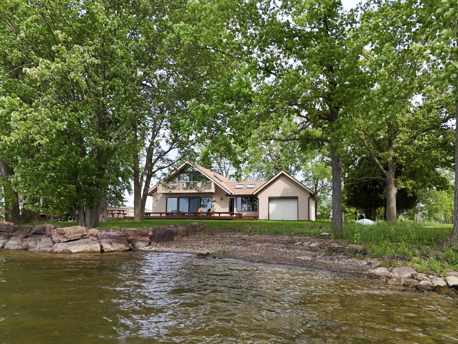 Property Photo: 325 Oakridge Lane VT 05474
