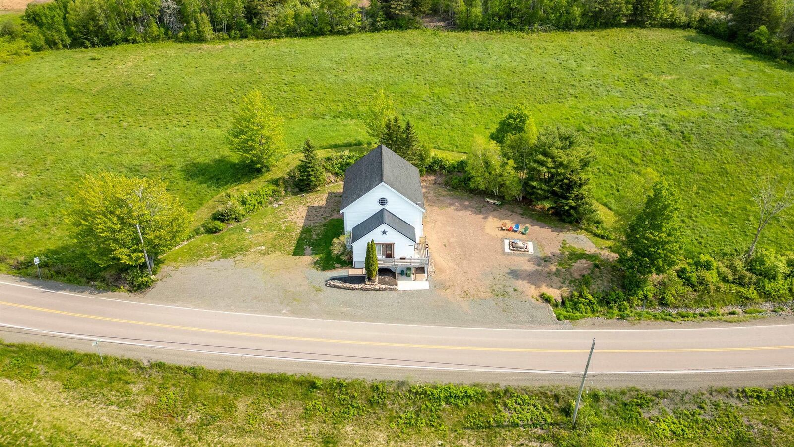 Property Photo: 10563 Highway 2 NS B0M 1W0