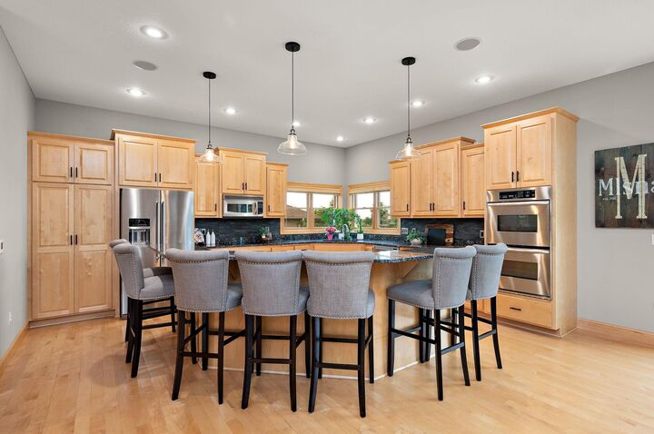 Property Photo:  2210 Lancaster Avenue NE  MN 55376 