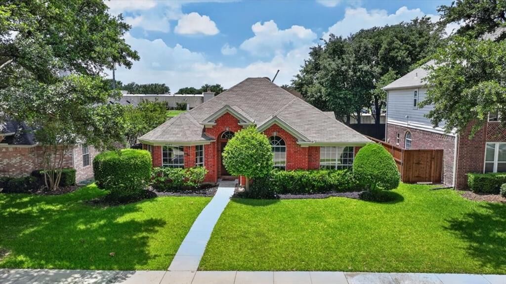 Photo de la propriété: 4045 Desert Mountain Drive TX 75093