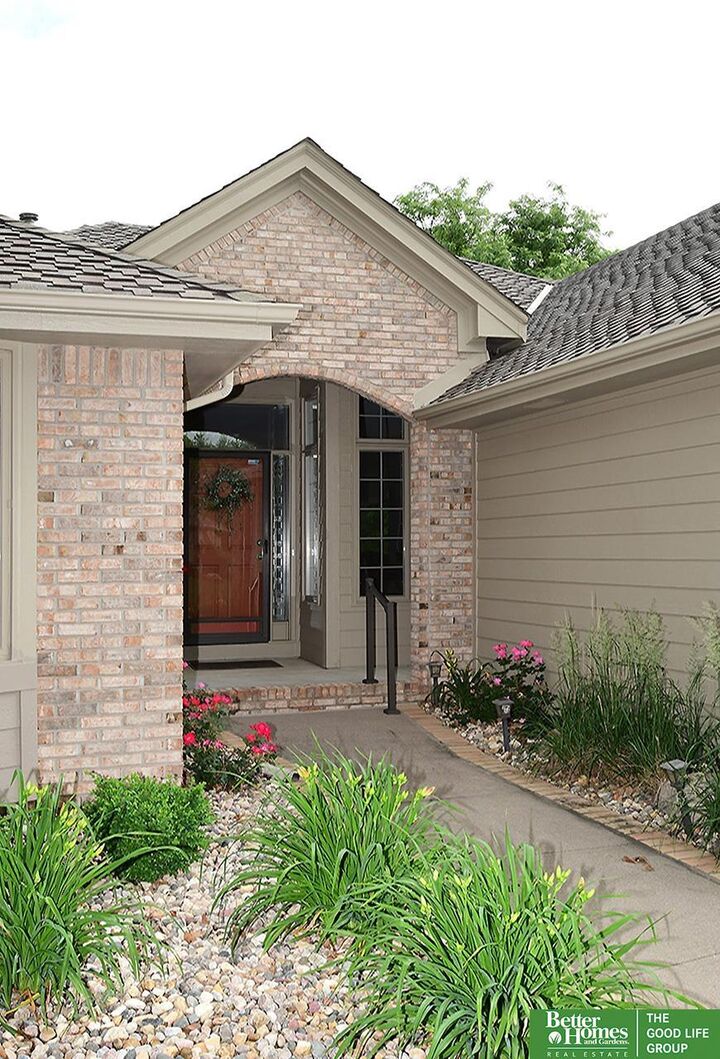 Property Photo:  1815 N 132 Avenue Circle  NE 68154 