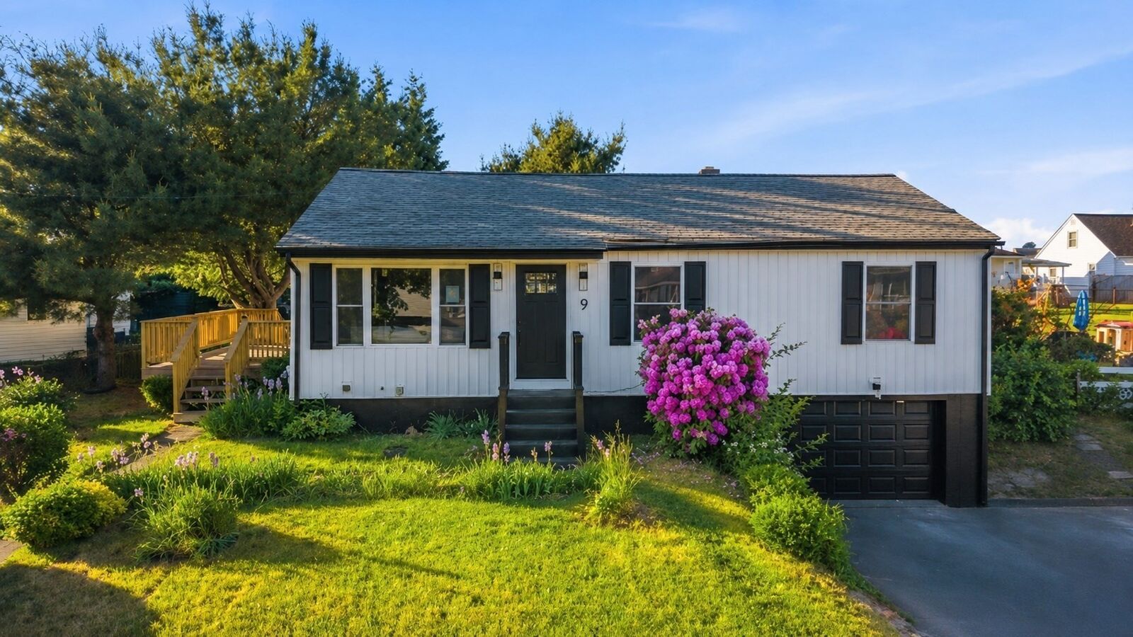 Property Photo: 9 San Juan Dr RI 02809