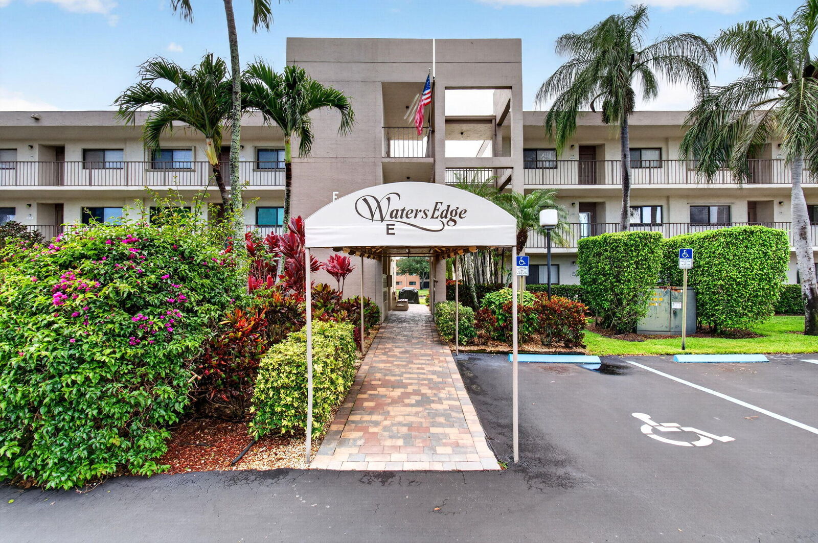 Property Photo:  5550 Witney Drive 209  FL 33484 