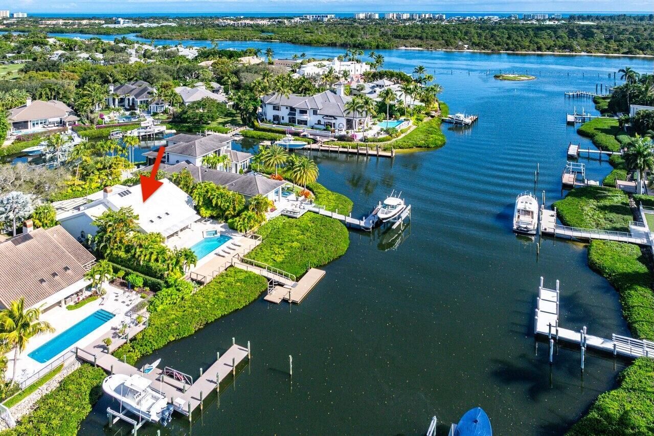 Property Photo:  215 Island Drive  FL 33477 