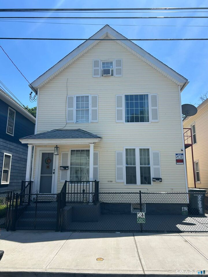 Property Photo:  666 Ogden Street 3  CT 06608 